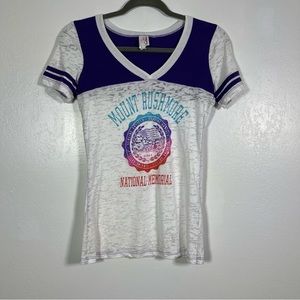 Prairie Mountain, Mount Rushmore Burnout T-Shirt. Size Small Excellent condition